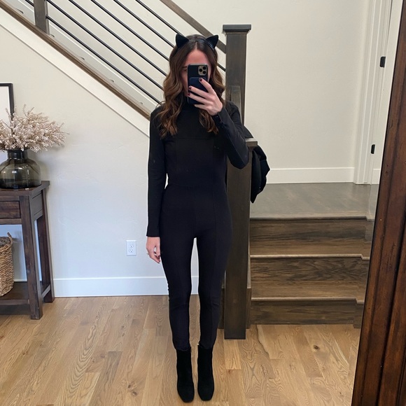 Michael Kors Porter Suede Ankle Boot - Picture 2 of 12